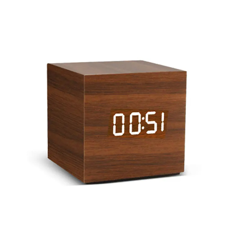 Kontrol Suara Jam Alarm Digital Kayu USB Digital Clock